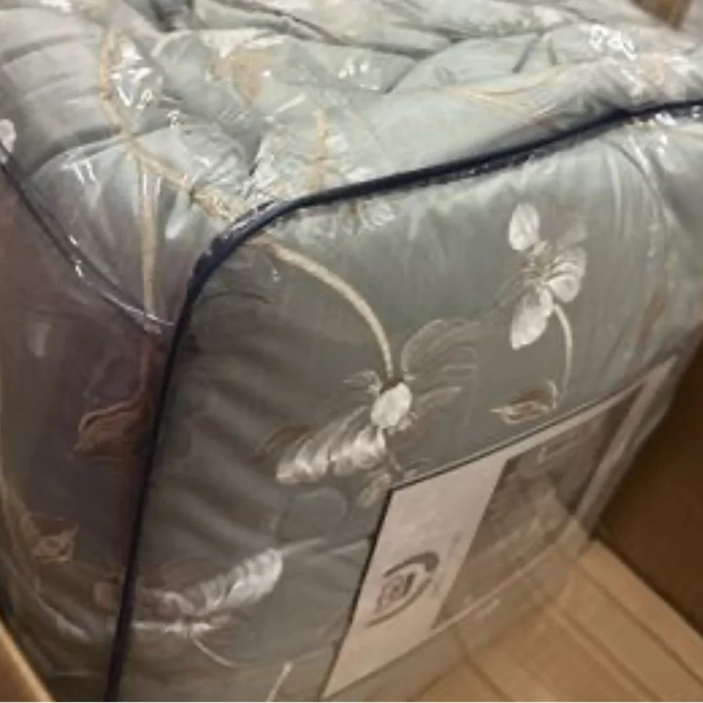 New Royal Court Spring Garden 4-Pc. Comforter Set, Queen - Spa NEW